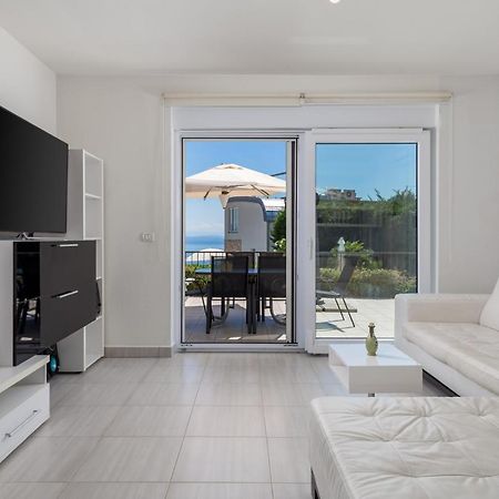 Pool Apartment Maurina Opatija With Sea View Icici Exterior photo